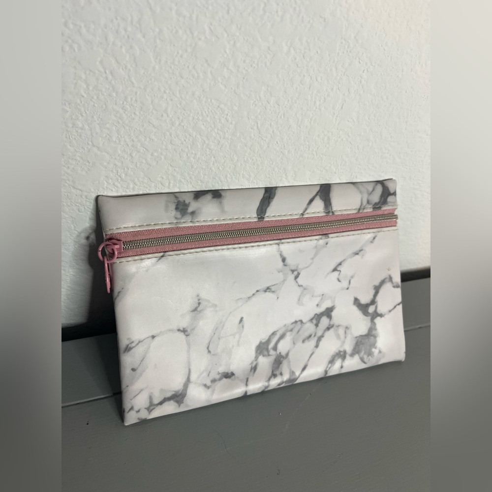 Ipsy Pink Zipper White Grey Marble All Over Print Beauty Cosmetic Makeup Bag 5x7